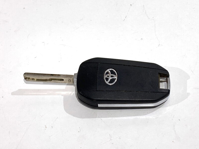 Kľúč Toyota Proace City Verso (MPV) 2019 - 2022 9809825277