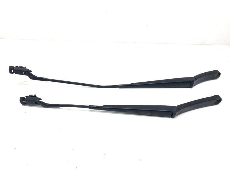 Stierač sada predný VW CC B7 (358) 2011 - 2016 3C8955409B