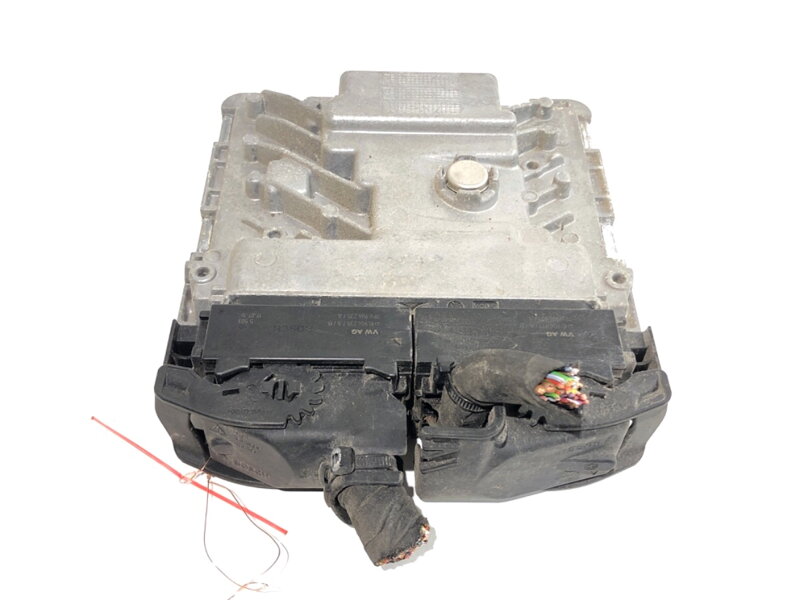 Riadiaca jednotka motora VW Touran (5T1) 2015 - 2022 06K907425B