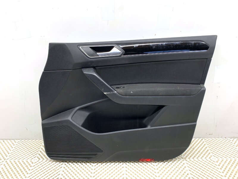 Tapacír dverí pravý predný VW Touran (5T1) 2015 - 2022