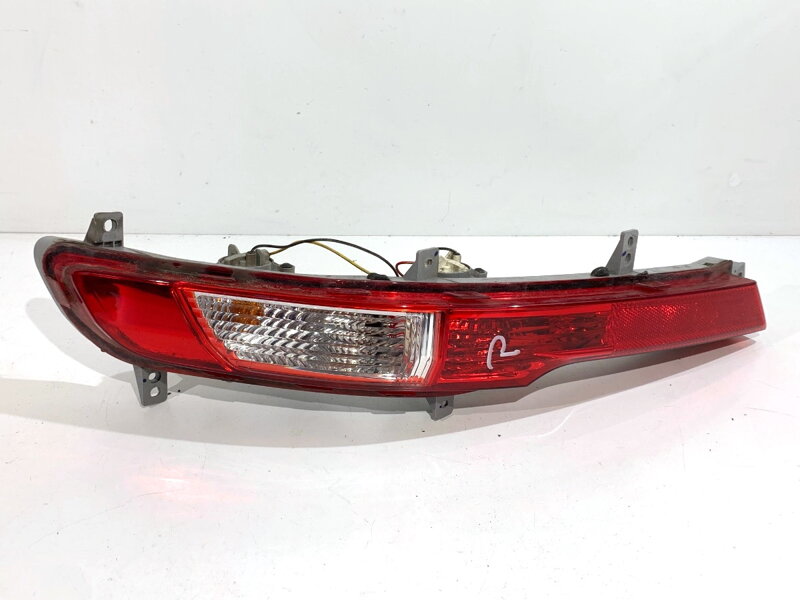 Svetlo nárazníka pravé zadné KIA Sportage III (SL) 2009 - 2022 92406-3U3