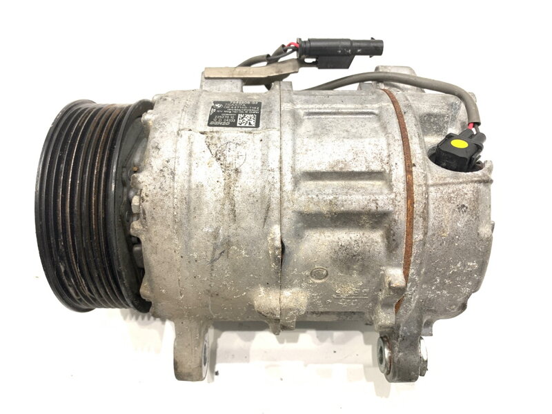 Kompresor klimatizácie BMW 5 (G30, F90) 2016 - 2022 7948806