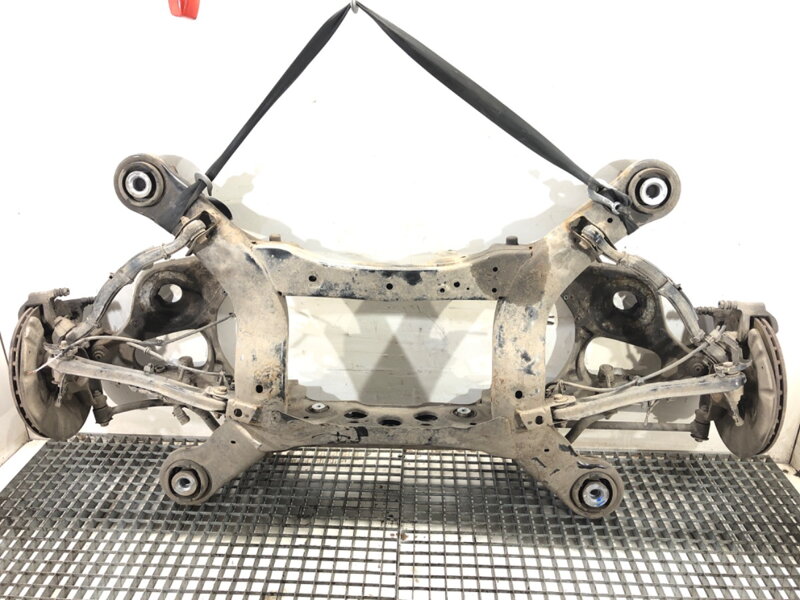 Výstuha zadná Mercedes-benz GLE (W166) 2015 - 2018