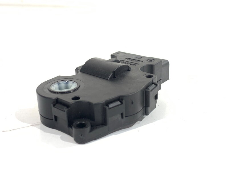 Motor radiátora kúrenia Mercedes-benz GLE (W166) 2015 - 2018 T946104A