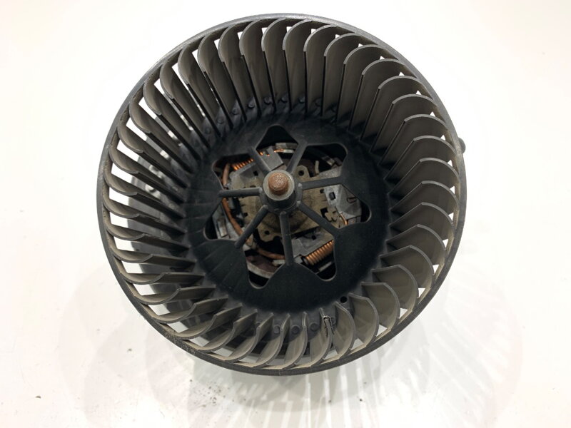 VENTILÁTOR KÚRENIA VW PASSAT B7 VARIANT (365) 2010 - 2015 3C0907521F