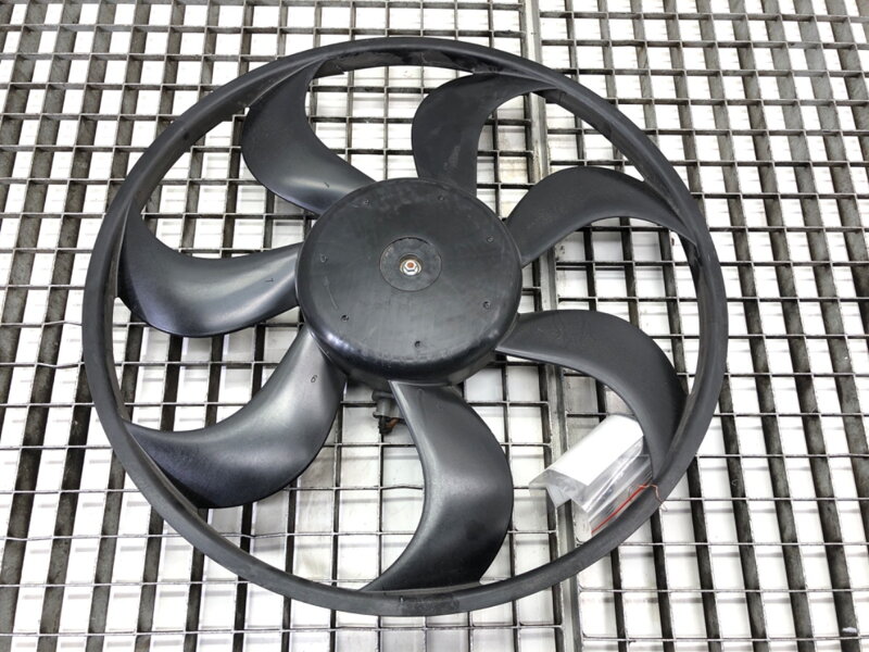 Ventilátor klimatizácie Nissan Qashqai II SUV (J11, J11_) 2013 - 2022