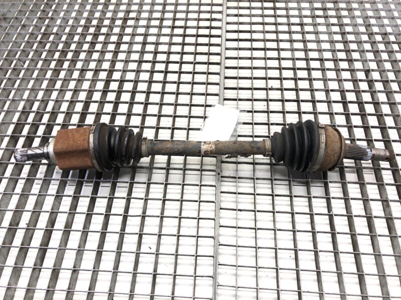 Poloos ľavá predná Nissan Qashqai II SUV (J11, J11_) 2013 - 2022