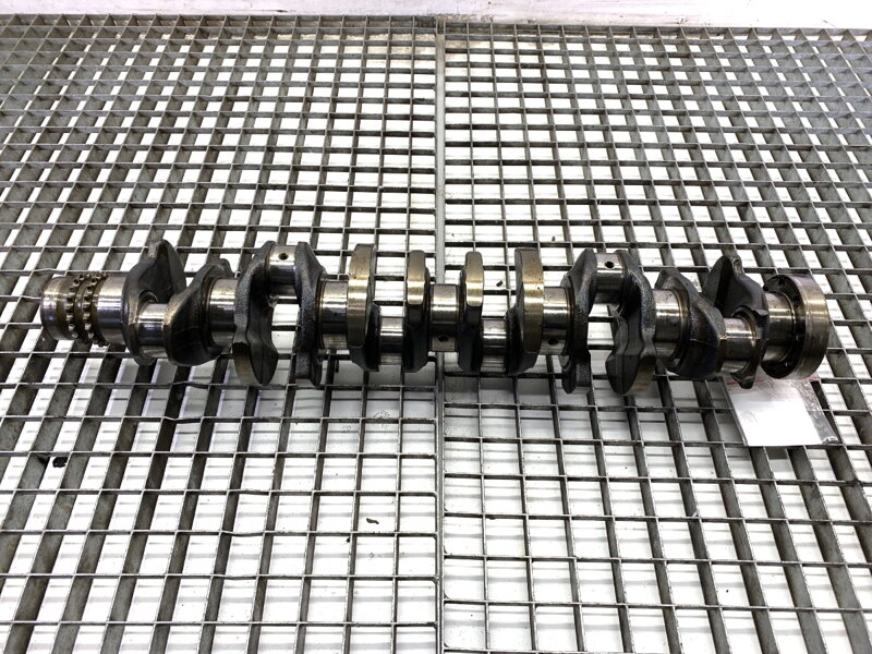 Hriadeľ kľukový BMW 5 Touring (E61) 2004 - 2010 7790913