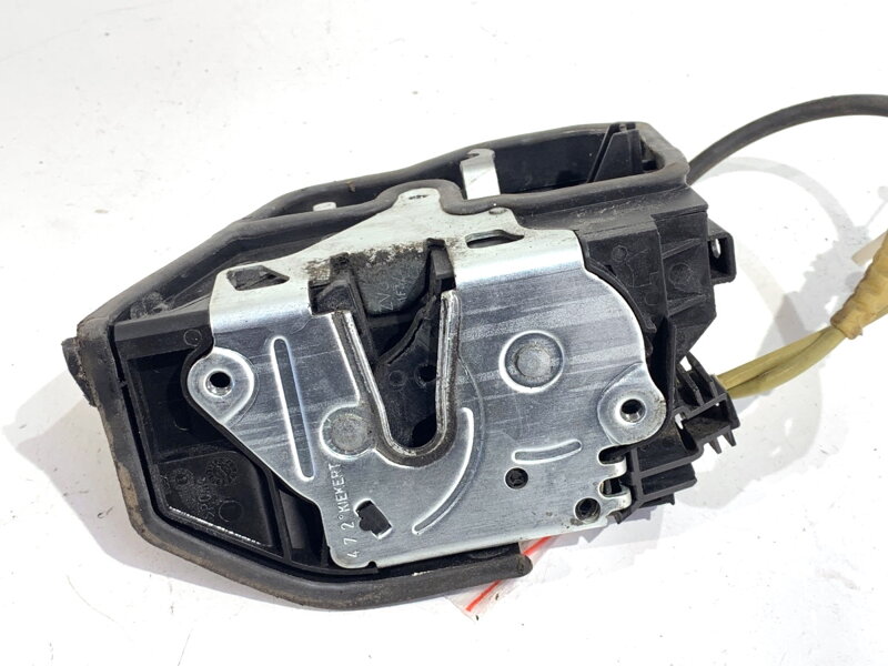 Zámok dverí ľavý predný BMW 5 Gran Turismo (F07) 2009 - 2017 7229461