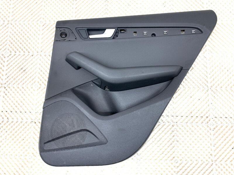 Tapacír dverí pravý zadný Audi Q5 (8RB) 2008 - 2017 8R0867306