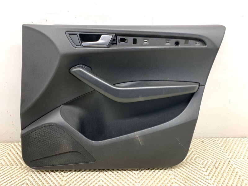 Tapacír dverí pravý predný Audi Q5 (8RB) 2008 - 2017 8R1867106