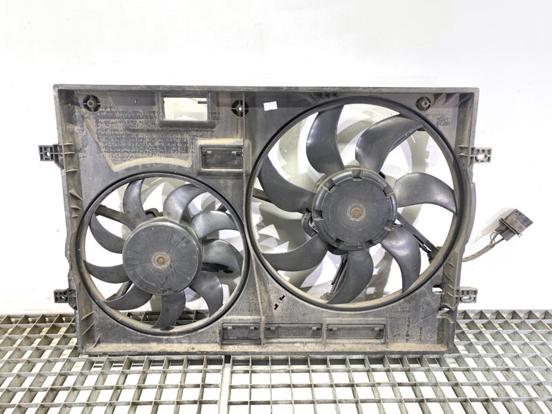 Ventilátor chladiča VW Passat B8 Variant (3G5, CB5) 2014 - 2022 5Q0959455BJ 5Q0959455AH