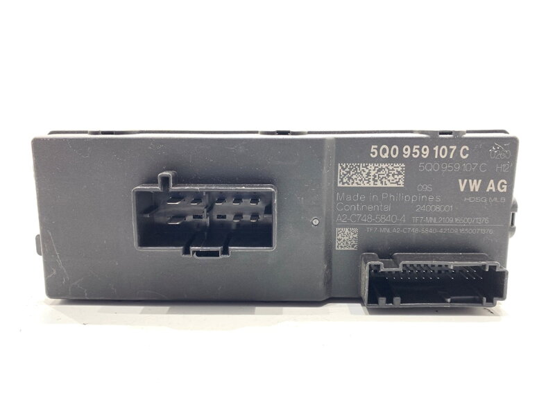Modul veka batožinového priestoru VW Passat B8 Variant (3G5, CB5) 2014 - 2022 5Q0959107C