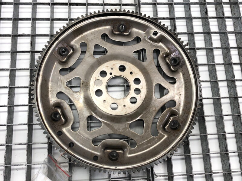 Koleso zotrvačníka BMW 3 (F30, F80) 2011 - 2018 7585146