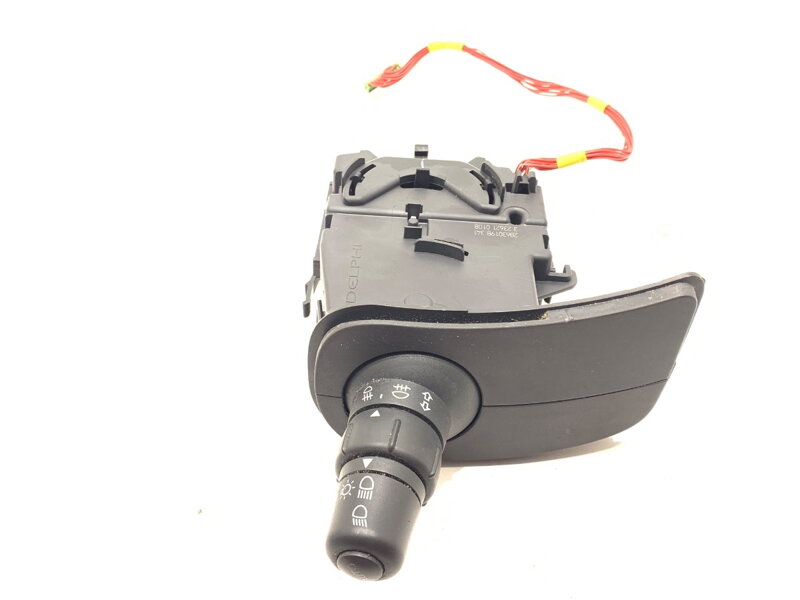 Prepínač smeroviek Renault Kangoo / Grand Kangoo II (KW0/1_) 2008 - 2022 28630198
