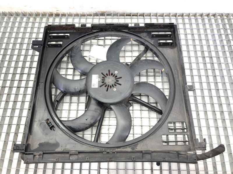 Ventilátor chladiča Alfa Romeo Stelvio (949_) 2016 - 2022 50563152