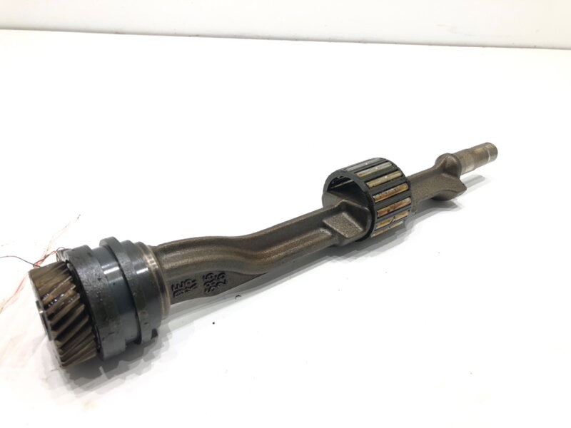 Hriadeľ balansujacy VW Touran (5T1) 2015 - 2022 SR525