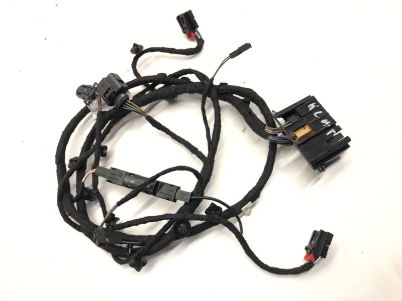 Kabeláž veka batožinového priestoru kufra zadná Skoda Kamiq (NW4) 2019 - 2022 658971147C