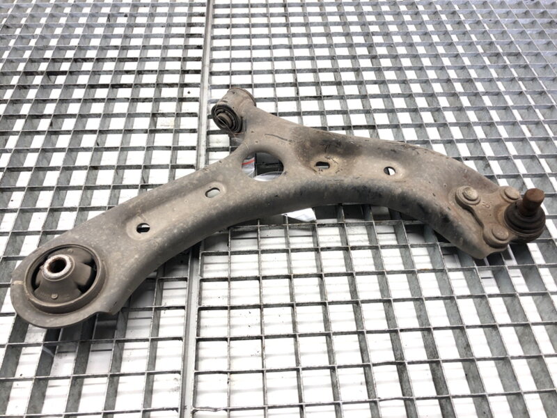 Rameno pravé predné KIA Optima (JF) 2015 - 2022