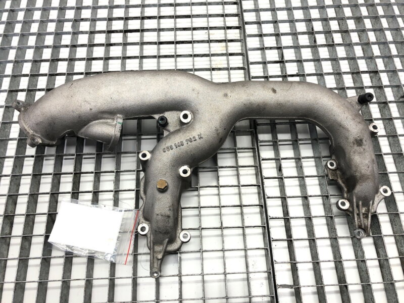 Sacie potrubie VW Phaeton (3D1, 3D2, 3D3, 3D4, 3D6, 3D7, 3D8, 3D9) 2002 - 2016 059145762K