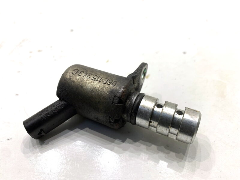 Snímač tlaku oleja Audi A8 D4 (4H2, 4H8, 4HC, 4HL) 2009 - 2018 06E115243G