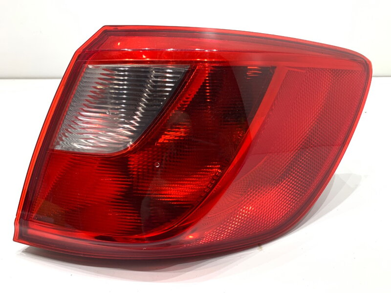 Svetlo pravé zadné Seat Ibiza IV (6J5, 6P1) 2008 - 2017