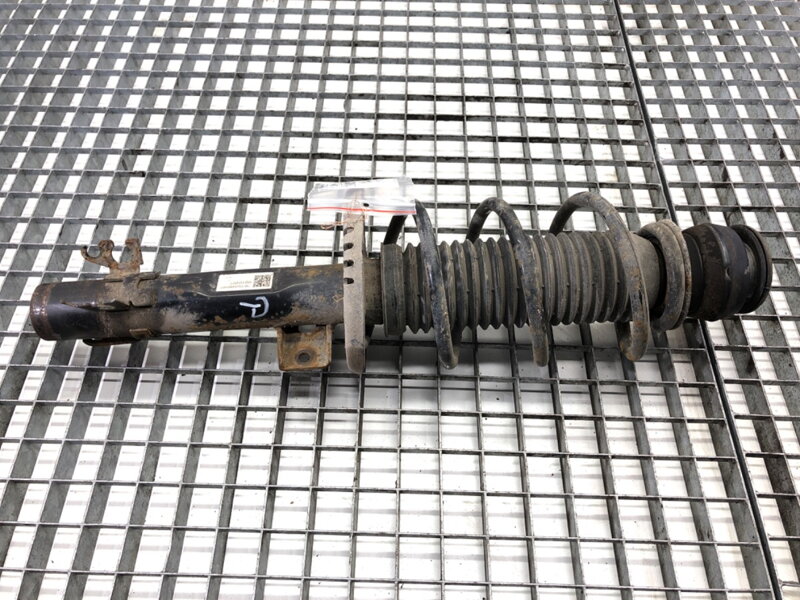 Tlmič pravý predný S pružinou Seat Ibiza IV (6J5, 6P1) 2008 - 2017 6R0413031F