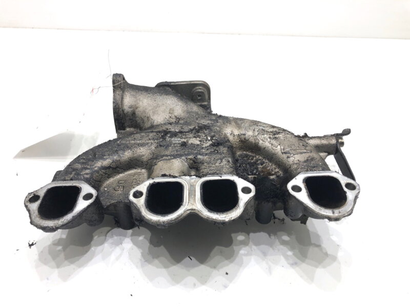 Sacie potrubie VW Golf V (1K1) 2003 - 2010 03G129713