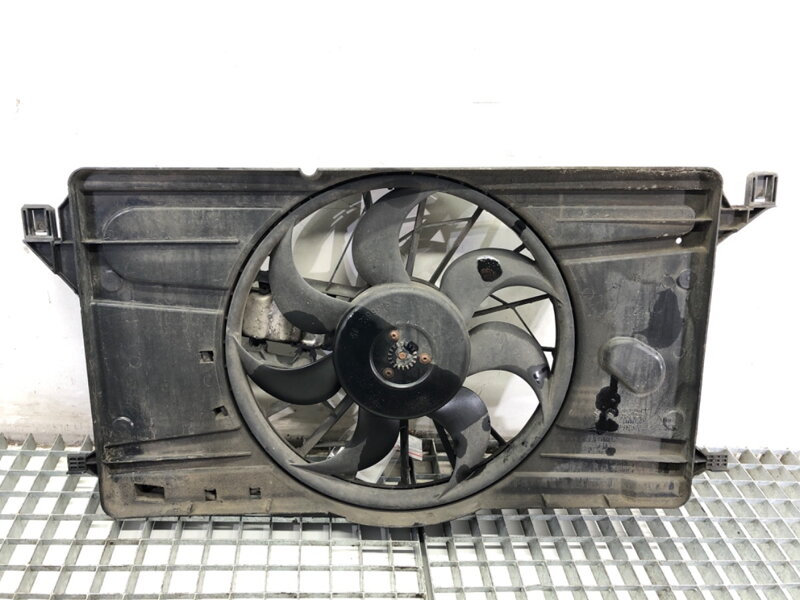 Ventilátor chladiča Volvo V50 (545) 2003 - 2012 1137328148