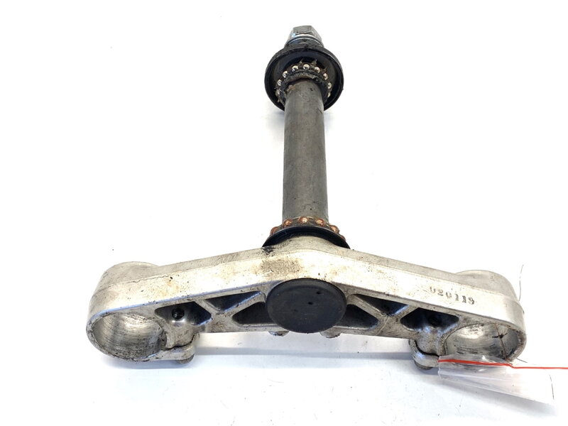 Polica vidlice spodná Yamaha FZS 1000 Fazer