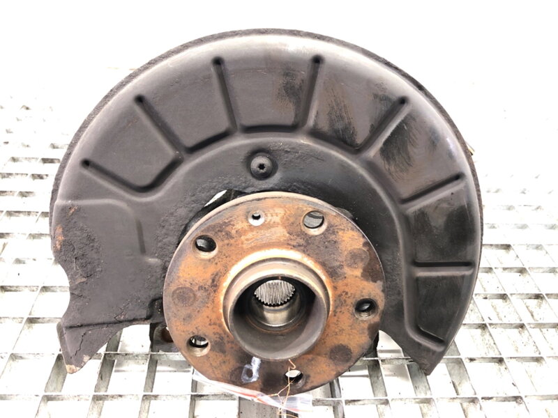 Otoč pravá predná VW Golf VI Variant (AJ5) 2009 - 2014