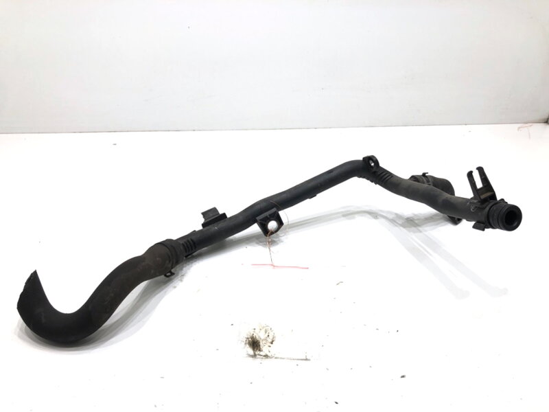 Hlavné potrubie vody VW Golf VI Variant (AJ5) 2009 - 2014