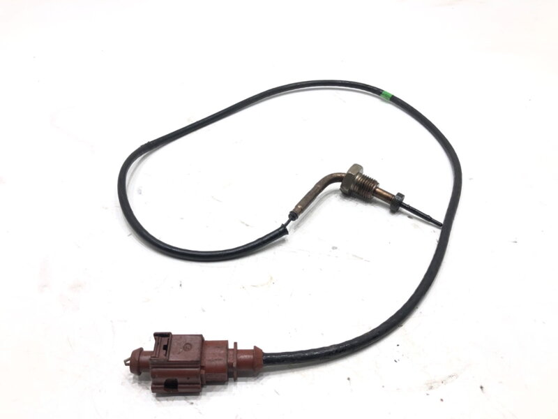 Snímač teploty spalín VW Passat B8 Variant (3G5, CB5) 2014 - 2022 04L906088BB