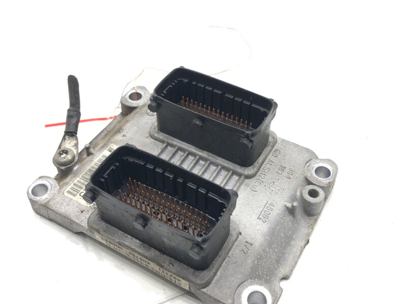 Riadiaca jednotka motora Opel Astra H GTC (A04) 2005 - 2010 55351150