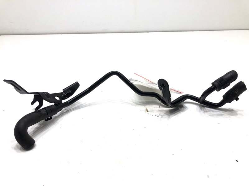 Potrubie vody VW T-roc (A11) 2017 - 2022 04L121070AB