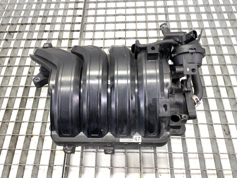 Sacie potrubie Hyundai Elantra VII Sedan (CN7) 2020 - 2022