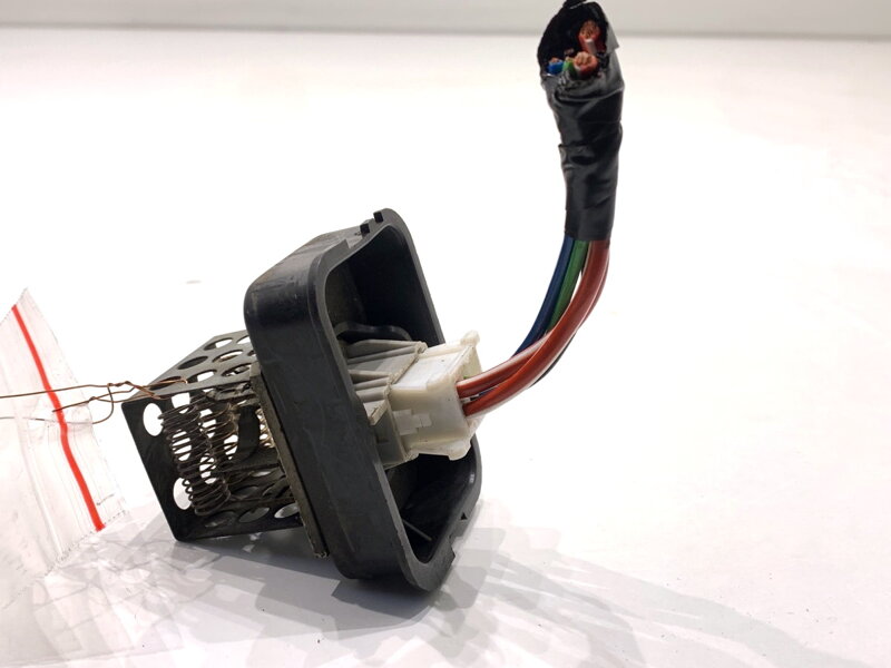 Odpor ventilátora / ventilátory vzduchu Opel Zafira / Zafira Family B (A05) 2005 - 2019