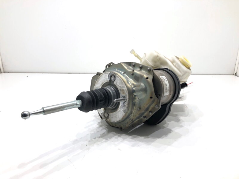 Servo brzdy Audi Q3 Sportback (F3N) 2019 - 2022 5QH614105S