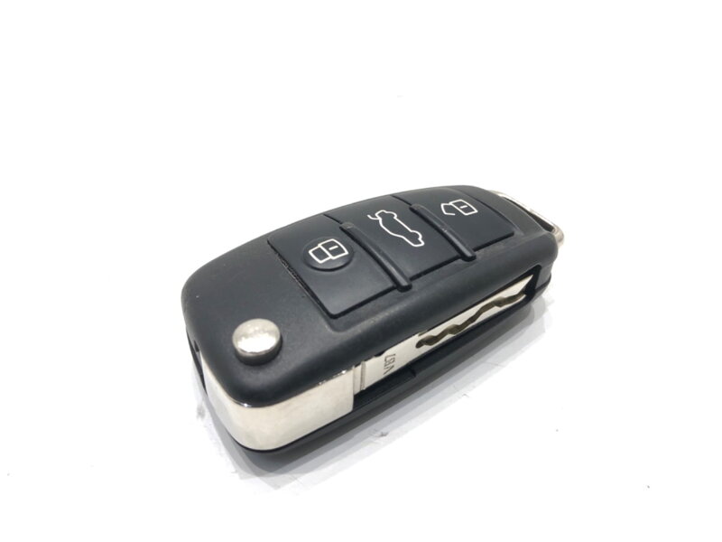 Kľúč diaľkové ovládanie Audi Q3 Sportback (F3N) 2019 - 2022 81A837220AD