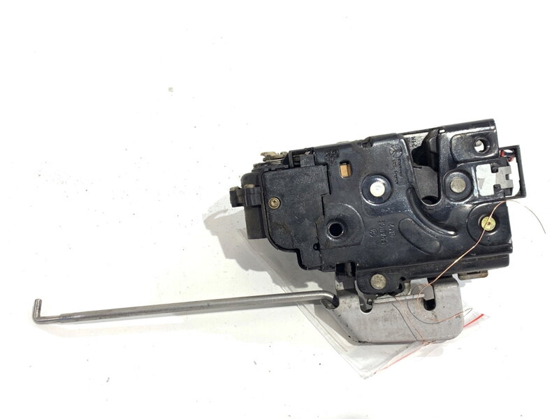 Zámok dverí ľavý predný Audi A4 B6 (8E2) 2000 - 2005 4B1837015G