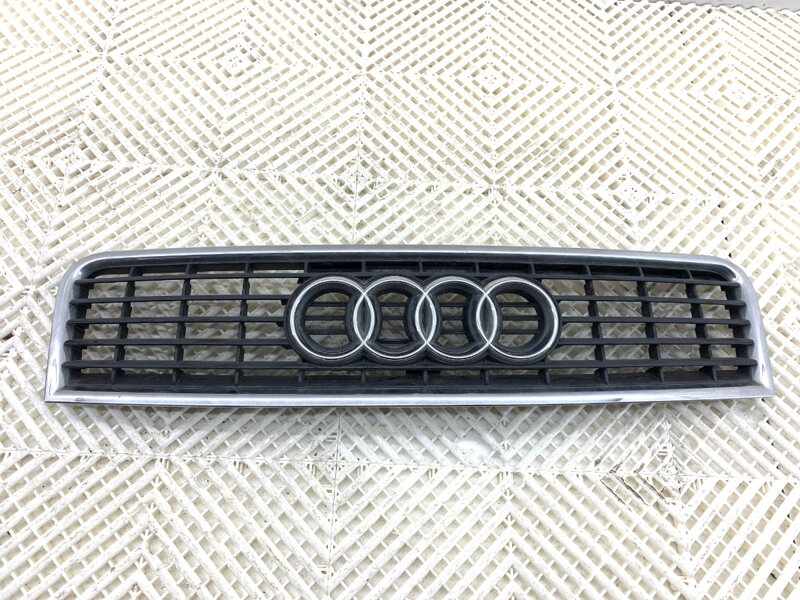 Maska chladiča grill Audi A4 B6 (8E2) 2000 - 2005 8E0853651B