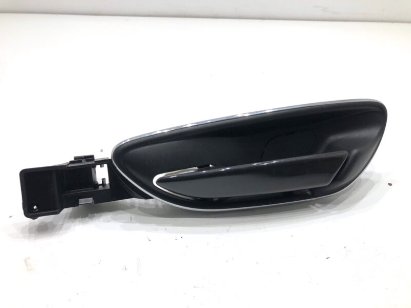 Kľučka vnútorná ľavá predná Fiat Bravo II (198_) 2006 - 2022