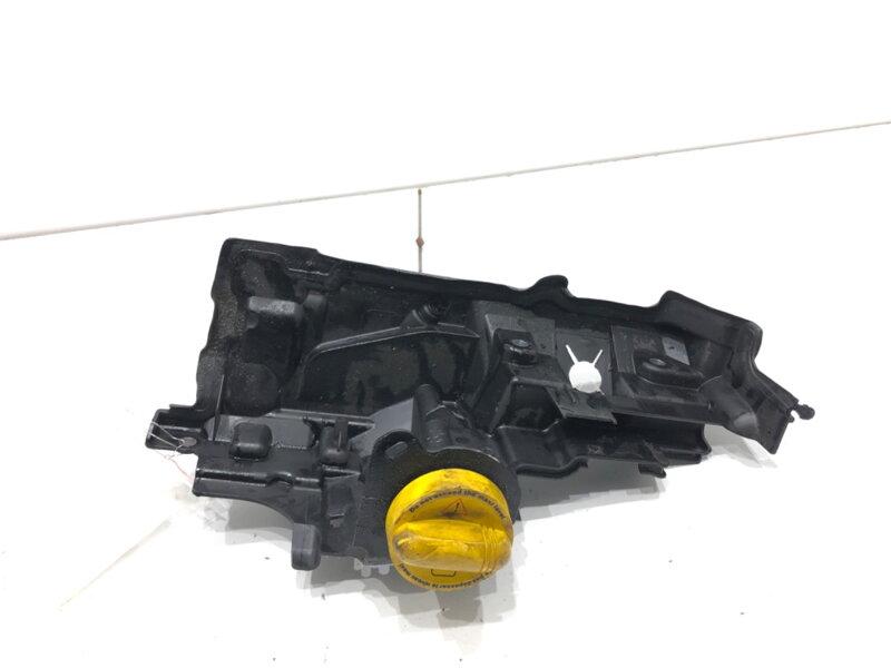 Kryt nalievacieho hrdla oleja Renault Megane IV Liftback (B9A/M/N_) 2015 - 2022 175B13541R