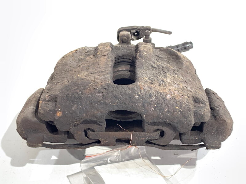 Brzdový strmeň pravý predný Mercedes-benz Sprinter 2-T Autobus (B901, B902) 1995 - 2006