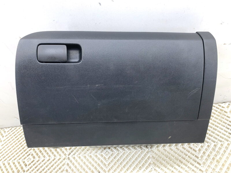 Odkladacia schránka spolujazdca VW Polo V (6R1, 6C1) 2009 - 2022 6R1857097R