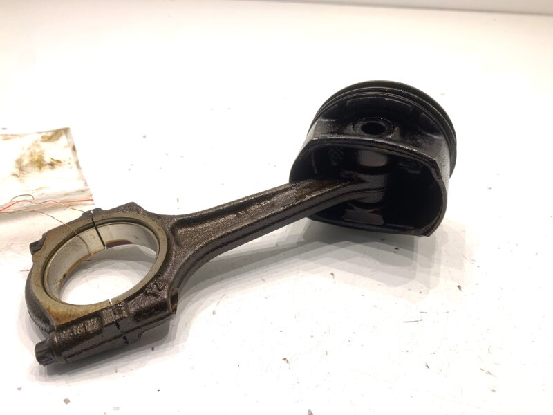 Piest S ojnicou Opel Corsa D (S07) 2006 - 2014 A14XER