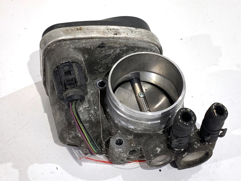 Škrtiaca klapka VW Touran (1T1, 1T2) 2003 - 2010 06F133062