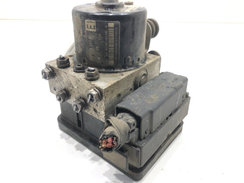 Čerpadlo VW Golf V (1K1) 2003 - 2010 1K0614517H 1K0907379K