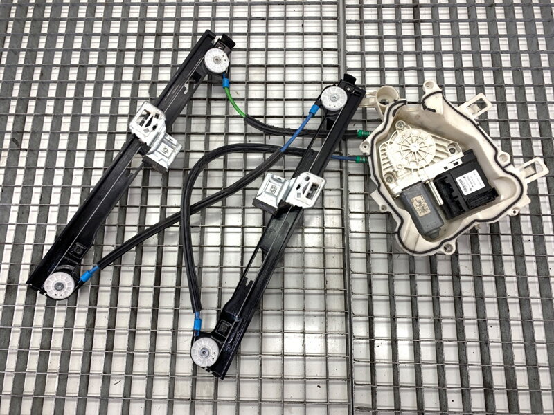 Sťahovačka okna pravá predná Seat Altea (5P1) 2004 - 2022 1K0959792D