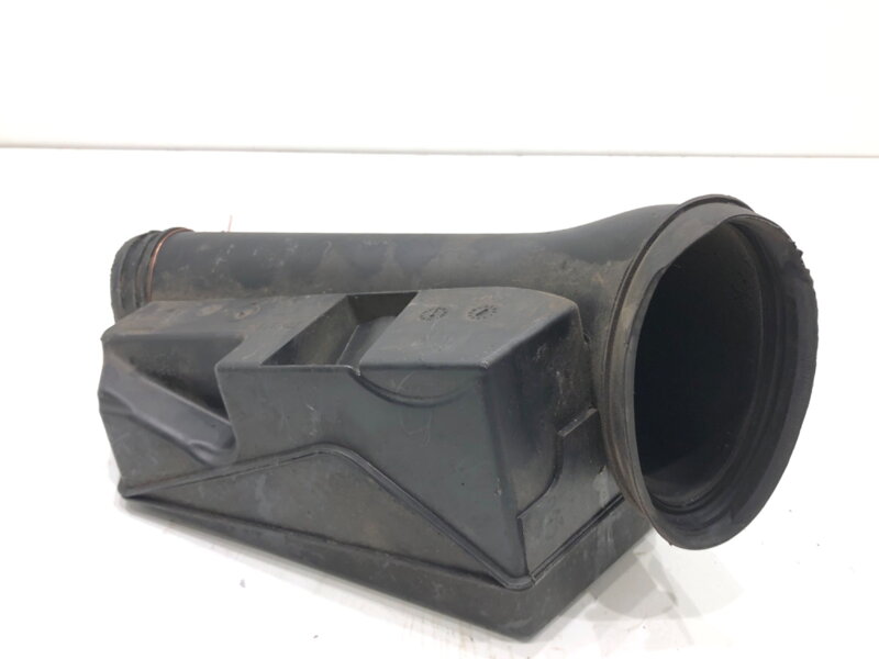 Vzduchové potrubie Dacia Duster (HS_) 2010 - 2018 T04021A152